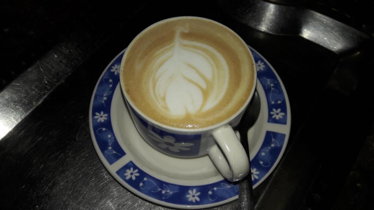 Begnas Coffee House & Hotel Deorāli Dış mekan fotoğraf